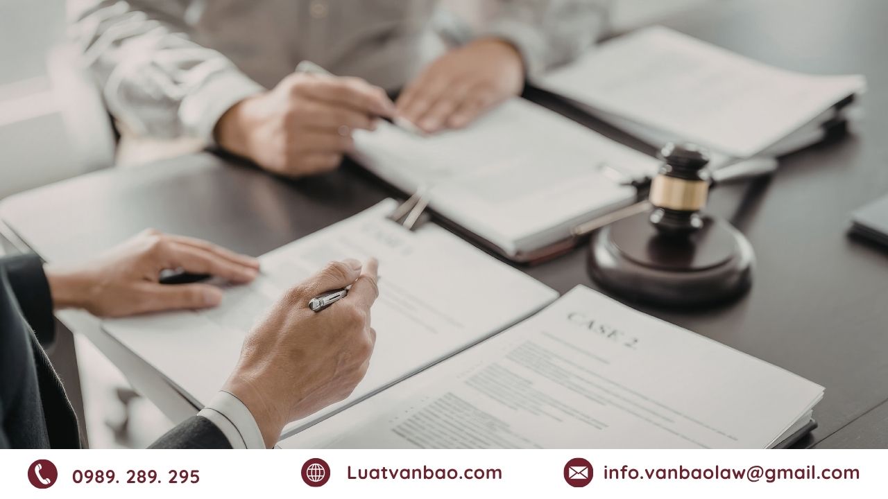 Điều kiện để Tòa án xem xét phân chia đất chưa có sổ đỏ khi giải quyết ly hôn.