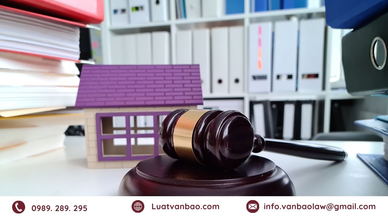 Hồ sơ và chứng cứ cần chuẩn bị khi yêu cầu Tòa án giải quyết chia tài sản khi ly hôn.