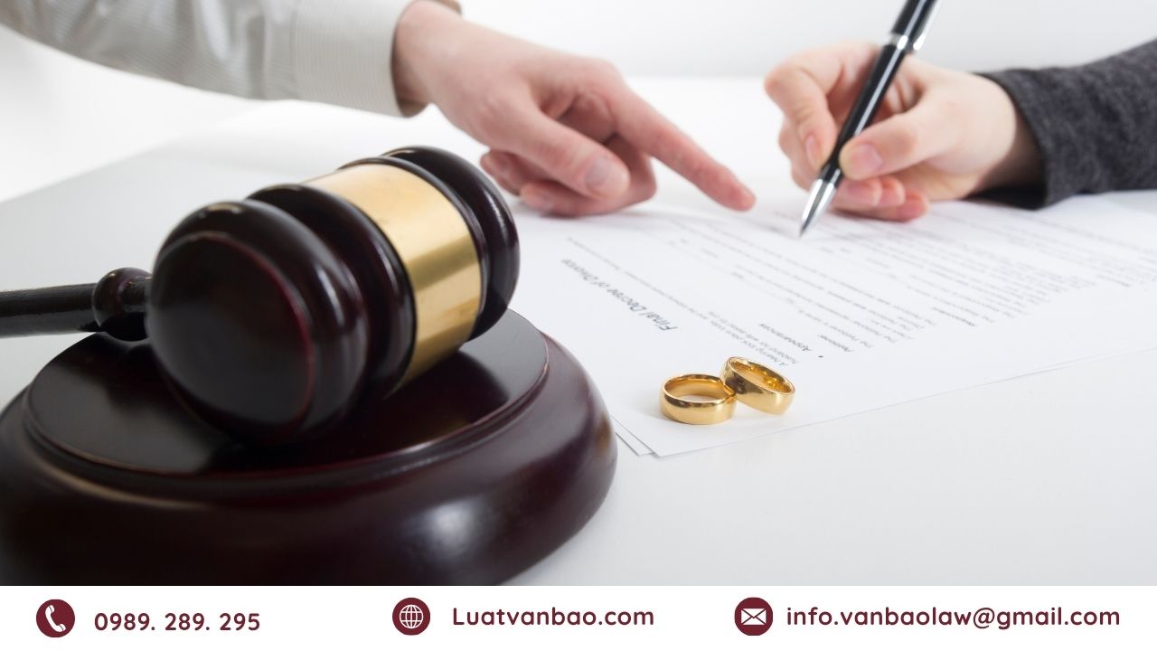 Quy định về truy cứu trách nhiệm hình sự đối với hành vi ngoại tình.