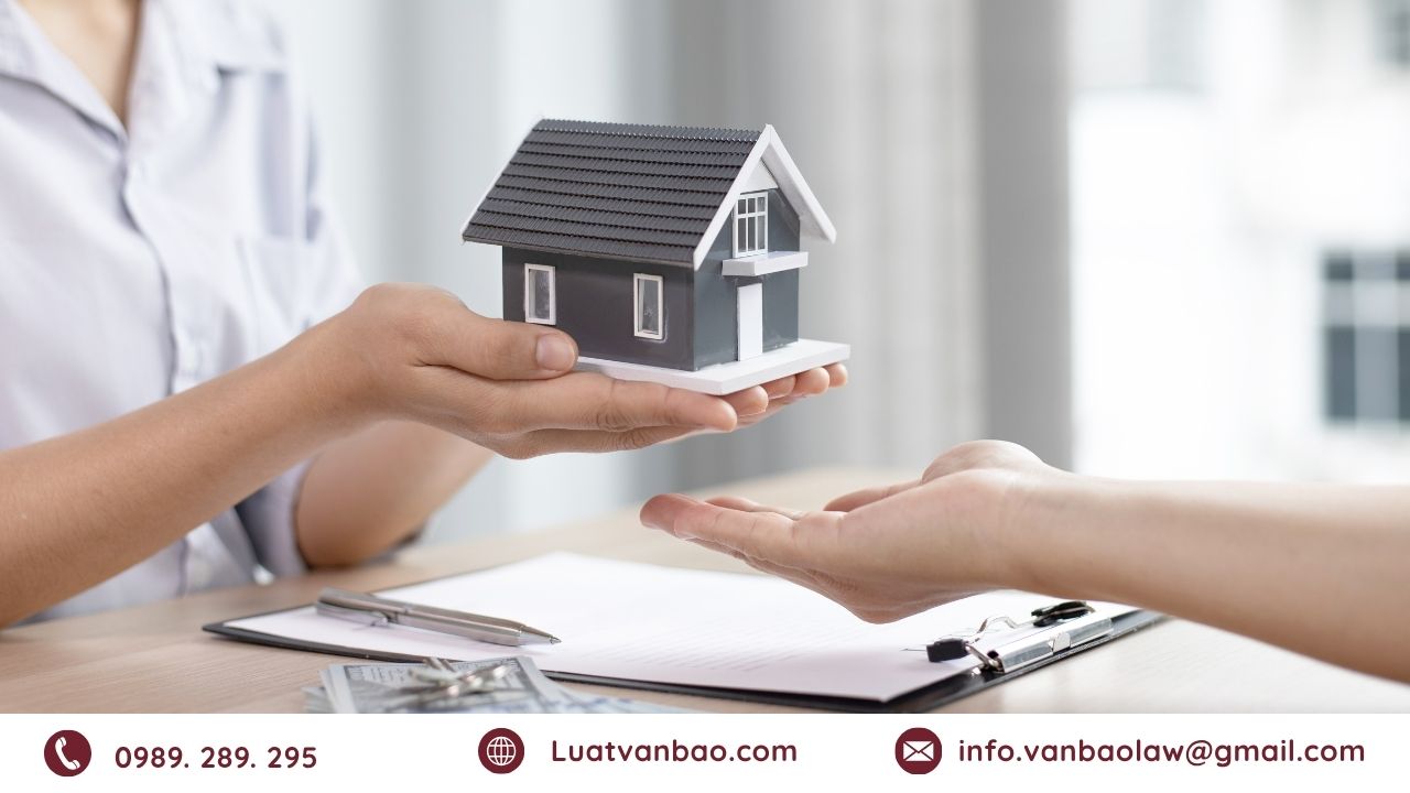 Căn cứ xác định sổ đỏ đứng tên chồng là tài sản chung hay tài sản riêng của vợ chồng.